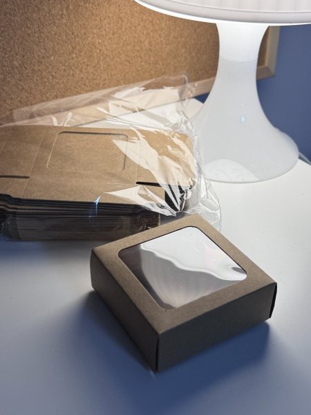 علب مربع غطا شفاف