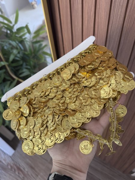 ليرات كبير مرصوص ذهبي
